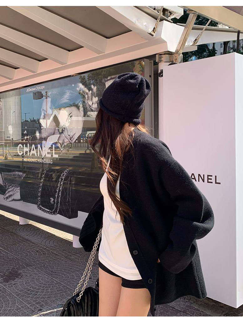 Versatile Dark Blue Oversized Sweater Coat for Women - Thick Knitted Cardigan for Autumn and Winter Fashion Versatile Dark Blue Oversized Sweater Coat for Women - Thick Knitted Cardigan for Autumn and Winter Fashion