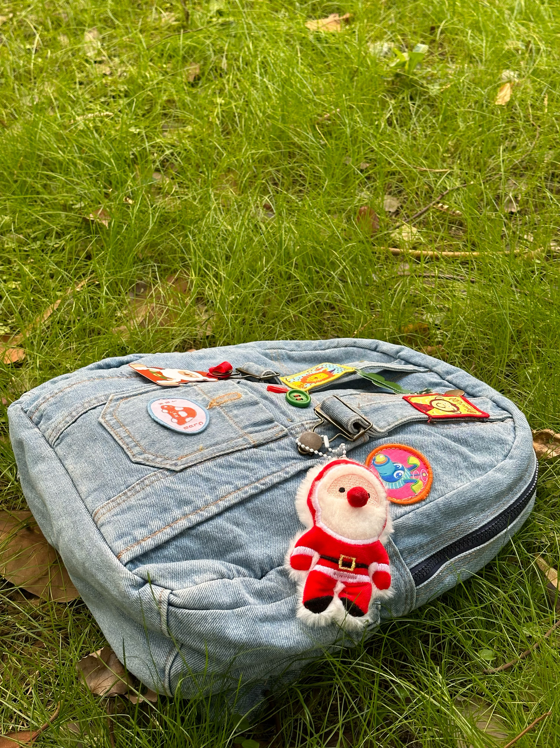 Versatile Large-Capacity Denim Backpack for Students - Quirky Retro Style, Ideal for Y2K Fashion Versatile Large-Capacity Denim Backpack for Students - Quirky Retro Style, Ideal for Y2K Fashion