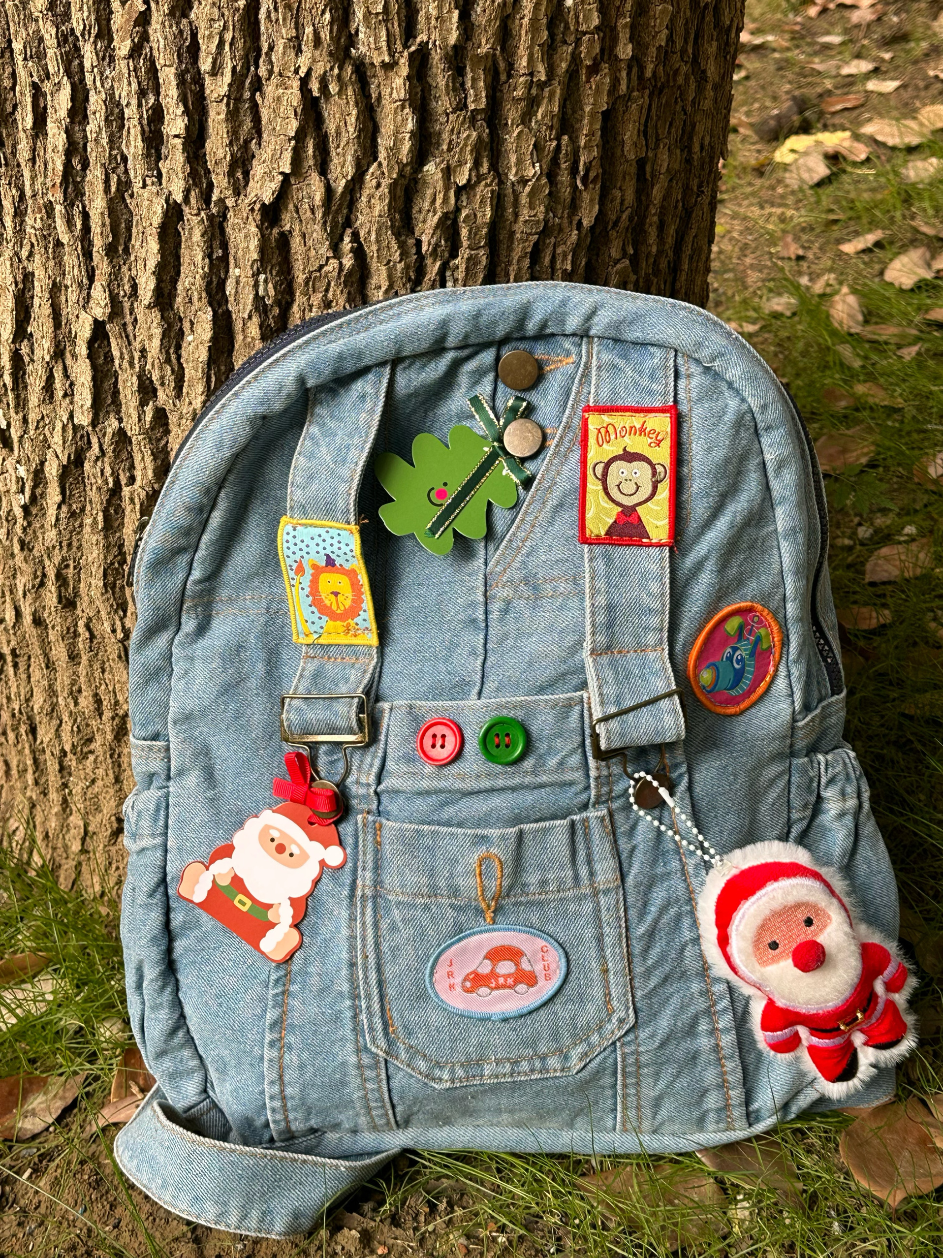 Versatile Large-Capacity Denim Backpack for Students - Quirky Retro Style, Ideal for Y2K Fashion Versatile Large-Capacity Denim Backpack for Students - Quirky Retro Style, Ideal for Y2K Fashion