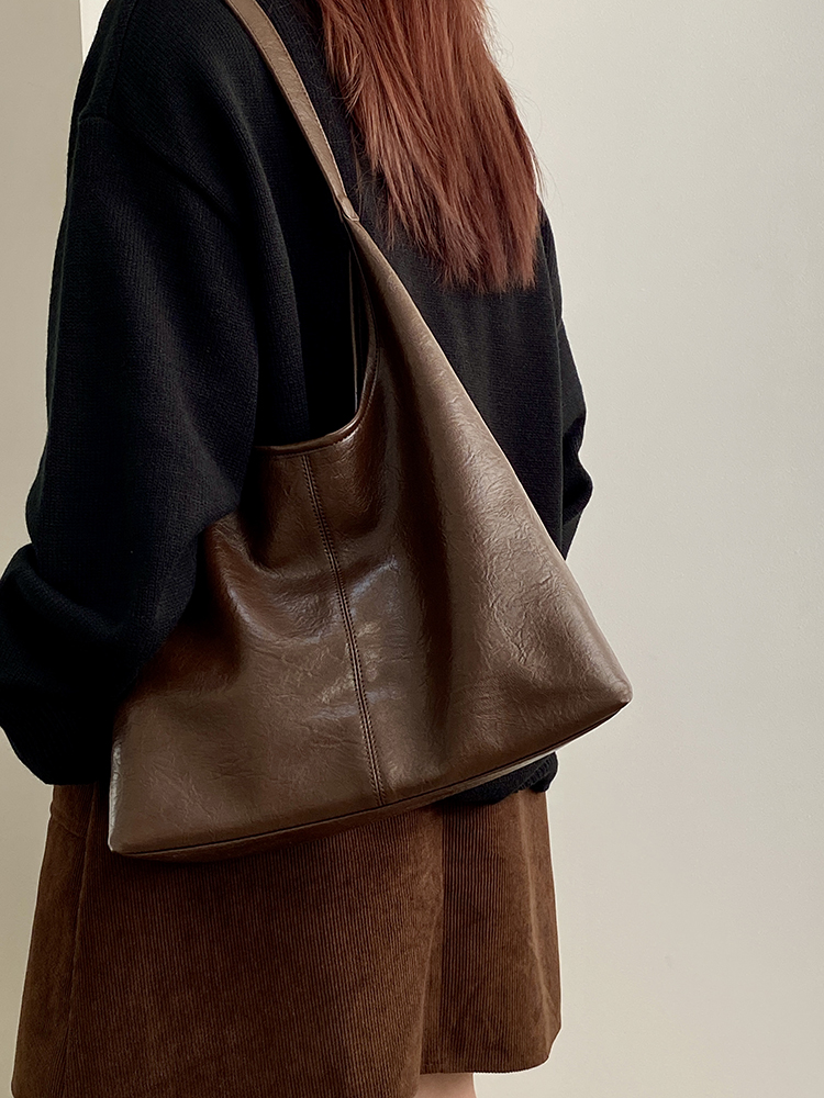 Versatile Large Capacity Tote Bag for Women - Stylish Shoulder & Crossbody Bag for Spring and Summer, Trendy Niche Design