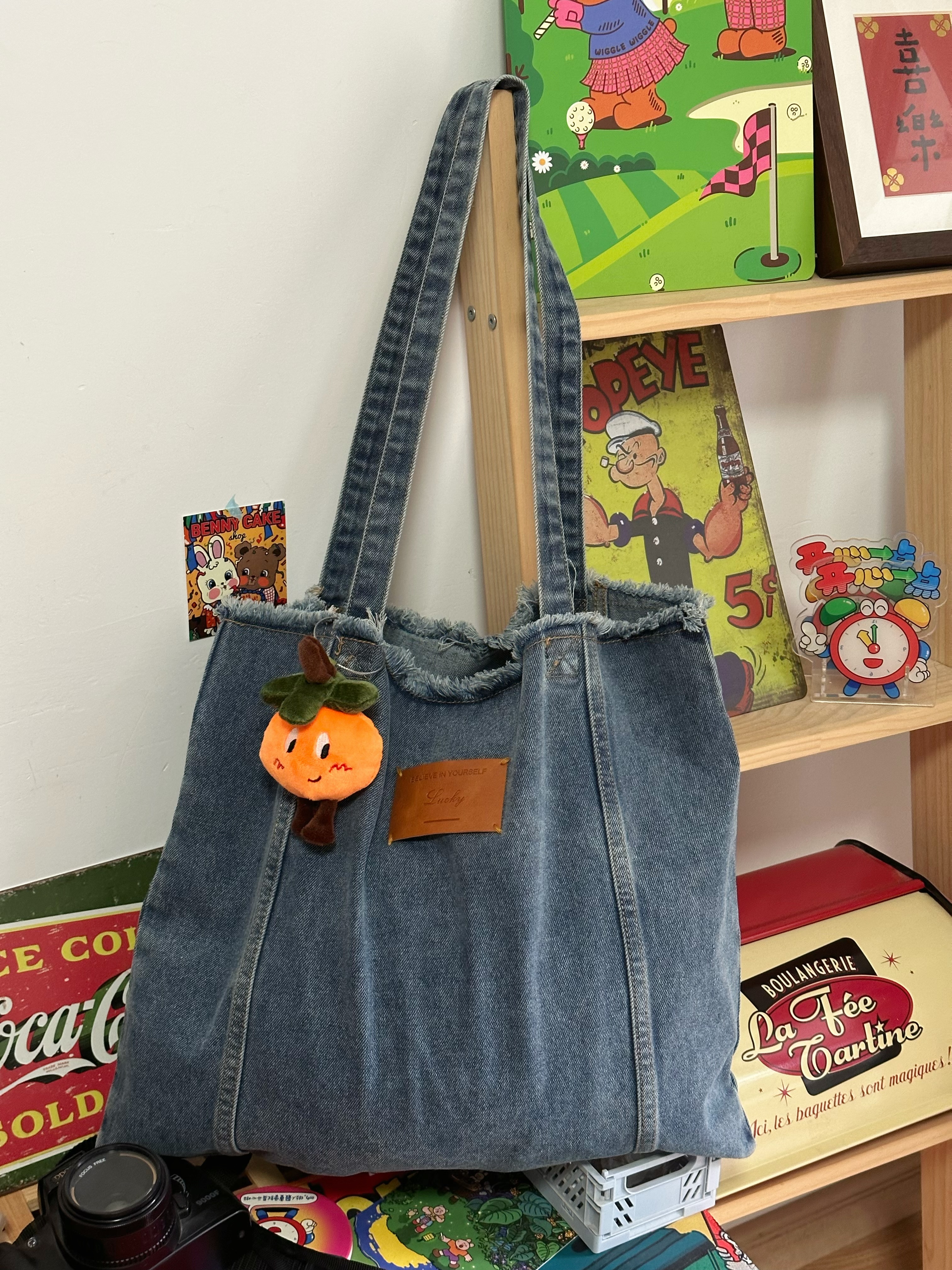 Versatile Single-Shoulder Denim Tote Bag for Women - Large Capacity Retro Korean Style Commuter Bag for Spring and Summer Versatile Single-Shoulder Denim Tote Bag for Women - Large Capacity Retro Korean Style Commuter Bag for Spring and Summer