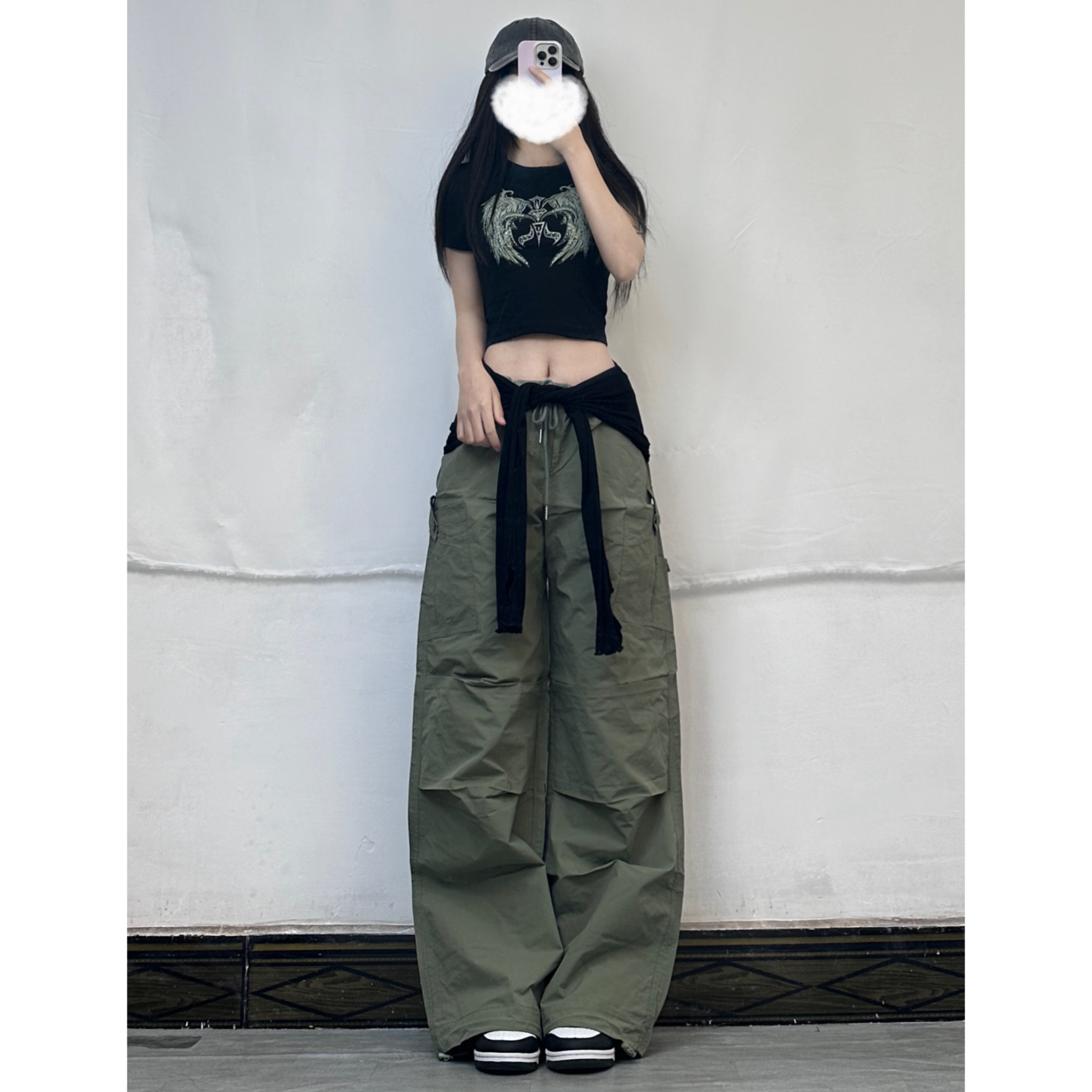 Versatile Slim Fit Sexy Jazz Dance T-Shirt with Dark Geometric Wing Print - Round Neck Short Sleeve Top for Y2K Style Versatile Slim Fit Sexy Jazz Dance T-Shirt with Dark Geometric Wing Print - Round Neck Short Sleeve Top for Y2K Style