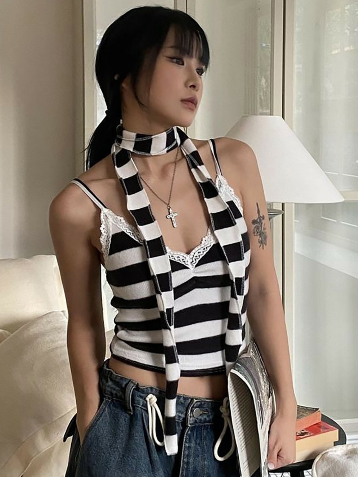 Versatile Striped Lace Spliced Slim Fit Halter Top with Flowing Straps - Perfect for Daily Wear and Y2K Style