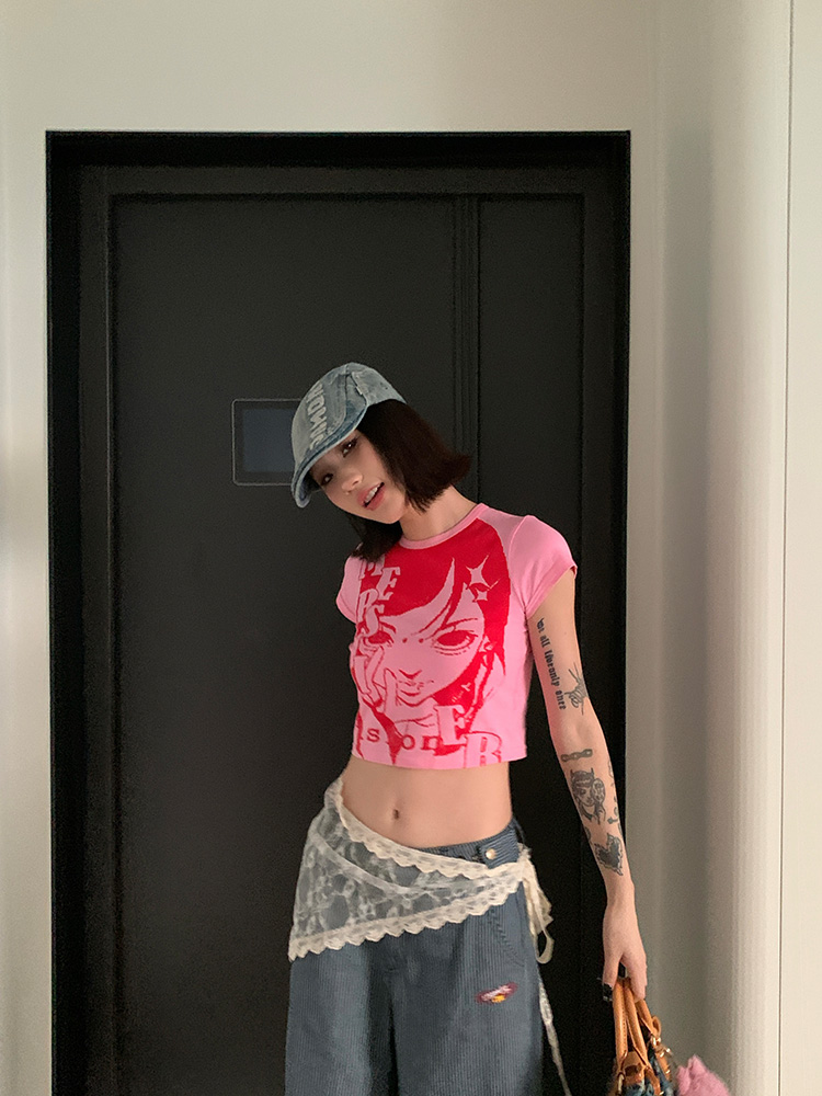 Vintage American Comic Girl Round Neck Crop Top for Women - Slim Fit Short Sleeve T-Shirt - Y2K Summer Style Vintage American Comic Girl Round Neck Crop Top for Women - Slim Fit Short Sleeve T-Shirt - Y2K Summer Style