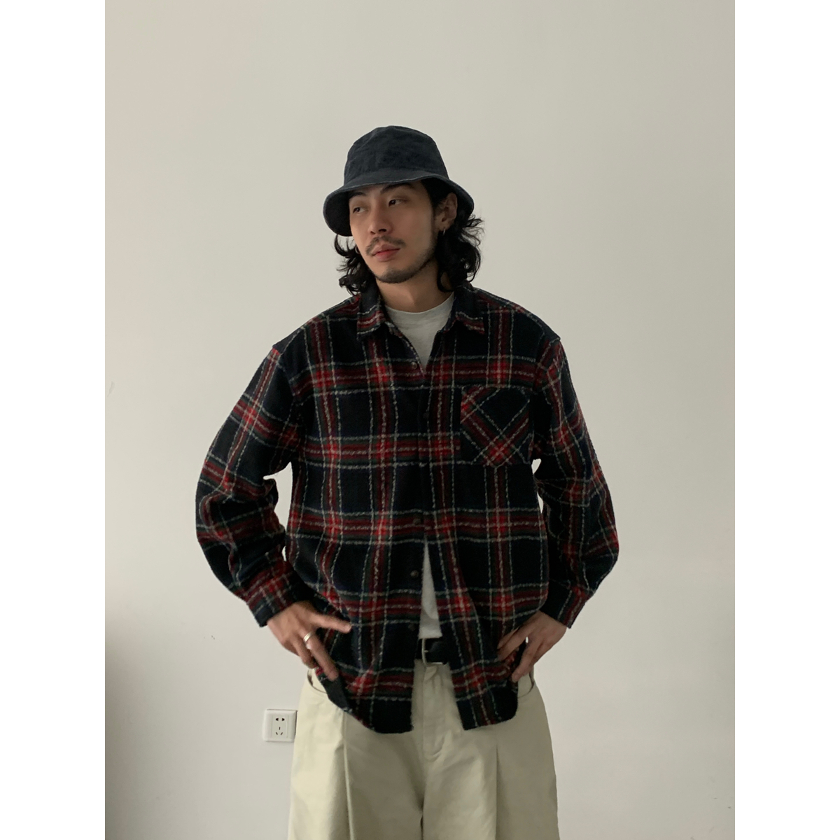 Vintage American Plaid Shirt Jacket for Unisex - Thick Brushed Warm Design, 90s Inspired, Casual Layering Piece