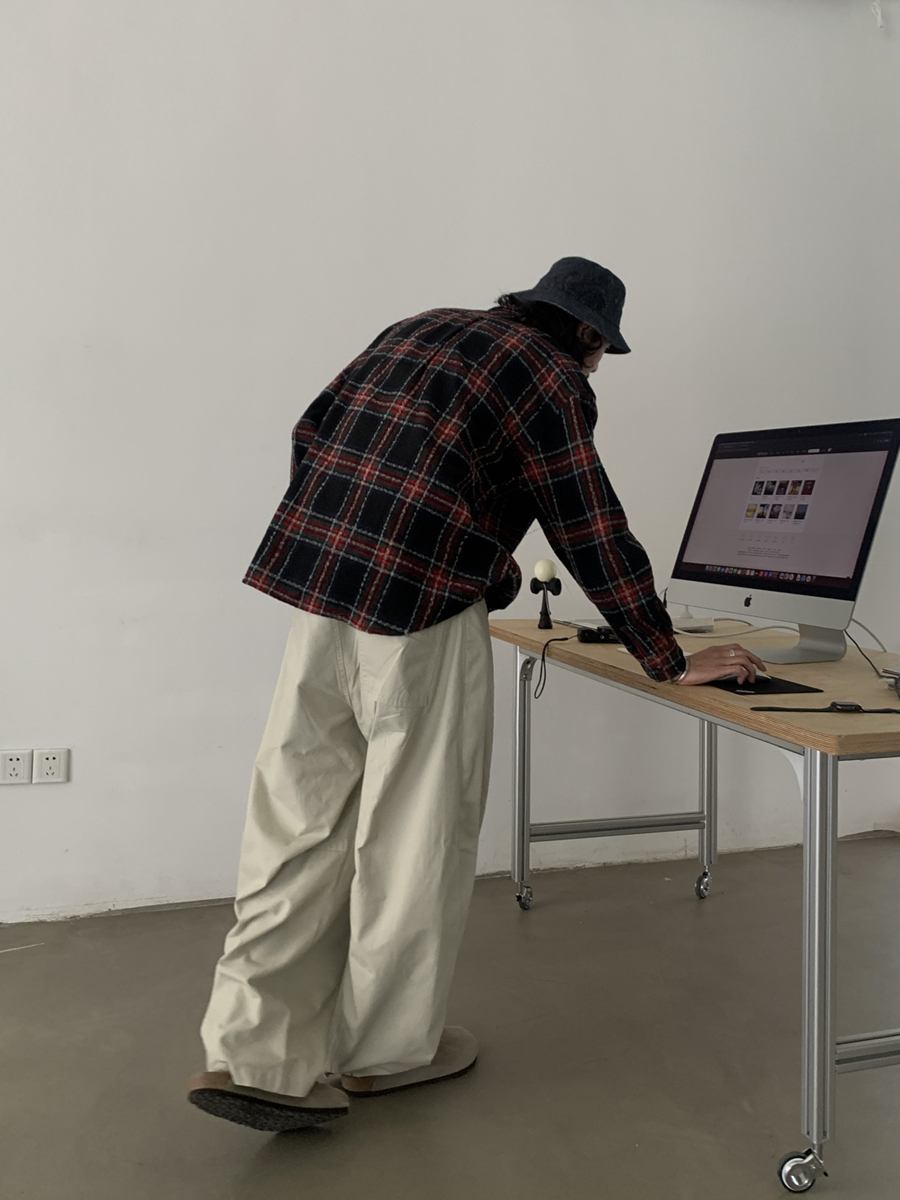 Vintage American Plaid Shirt Jacket for Unisex - Thick Brushed Warm Design, 90s Inspired, Casual Layering Piece Vintage American Plaid Shirt Jacket for Unisex - Thick Brushed Warm Design, 90s Inspired, Casual Layering Piece