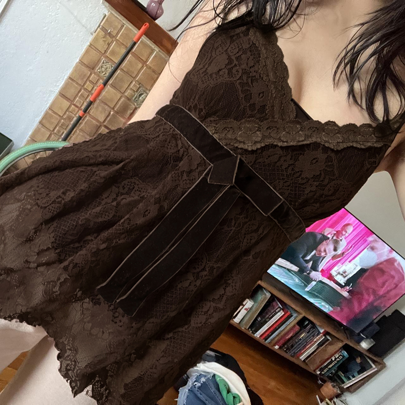 Vintage Brown Lace Jacquard Tie-Knit Camisole - Slim Fit Retro Top for Versatile 90s Inspired Style