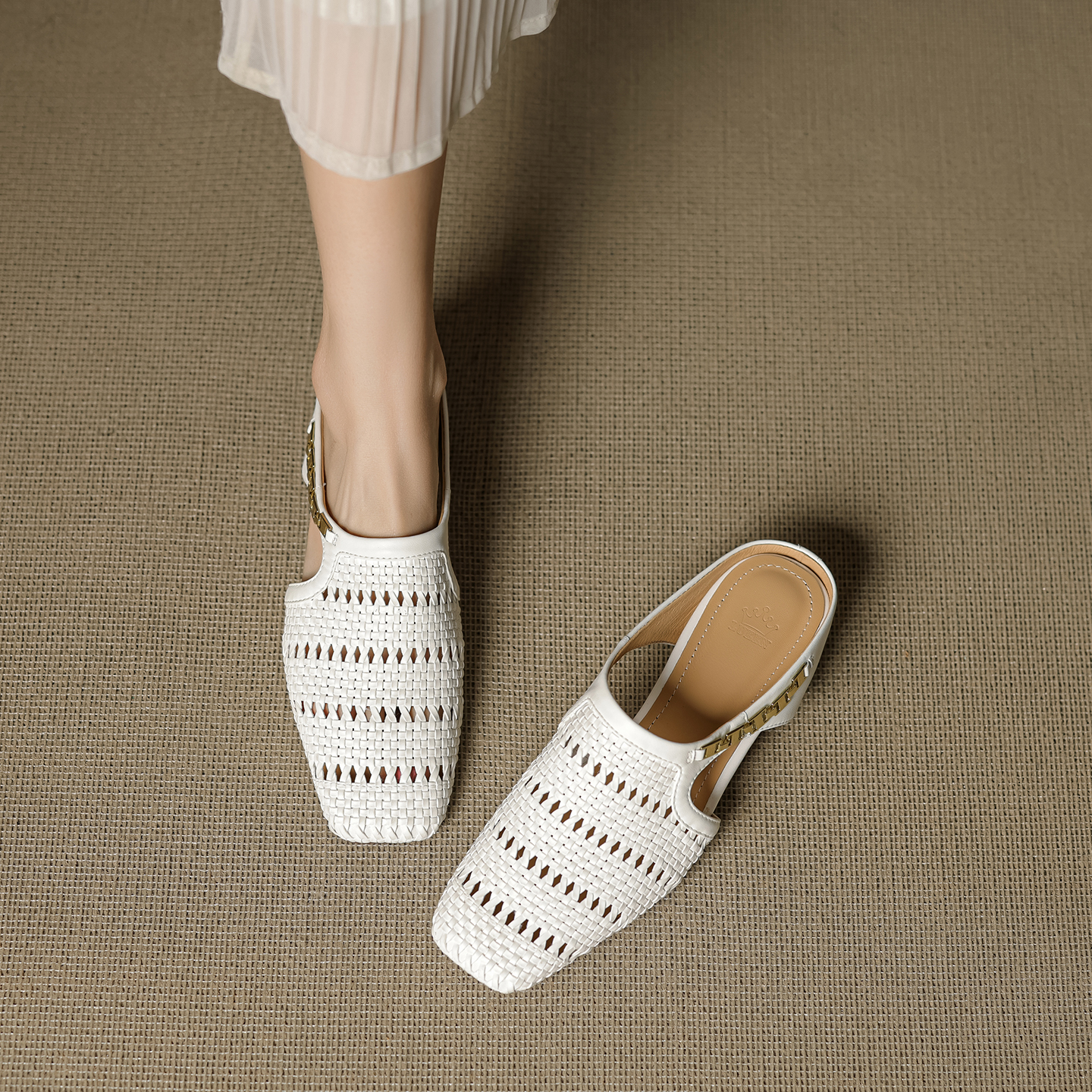 Vintage Gold Buckle Lambskin Woven Hollow-Out Toe Half-Drag Mules for Women - Height-Increasing, Stylish Vintage Footwear