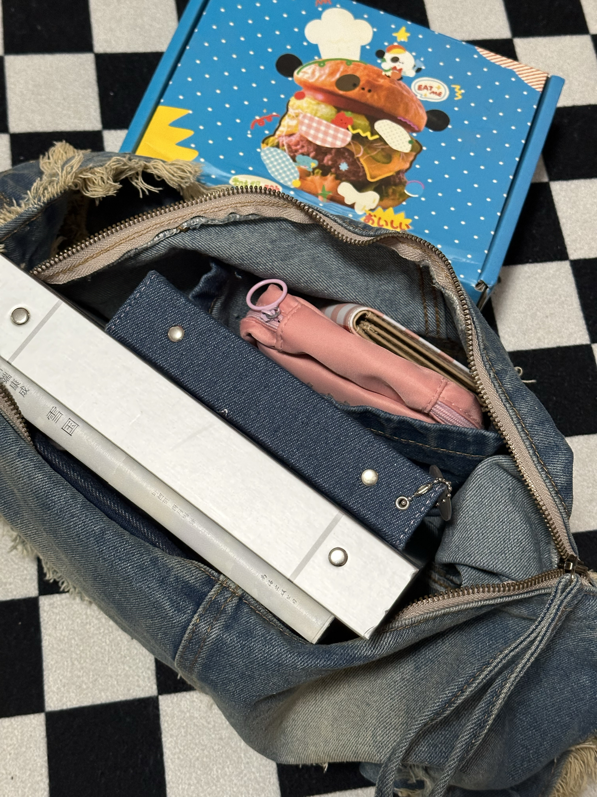 Vintage Handmade Denim Bag - Retro Large-Capacity Women's Casual Commuter Tote - Trendy Niche Style Vintage Handmade Denim Bag - Retro Large-Capacity Women's Casual Commuter Tote - Trendy Niche Style