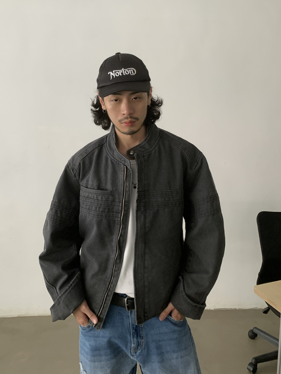 Vintage-Inspired Unisex Denim Jacket - Clean Fit, Casual Loose Design, Short Wide Collar, American Retro Style