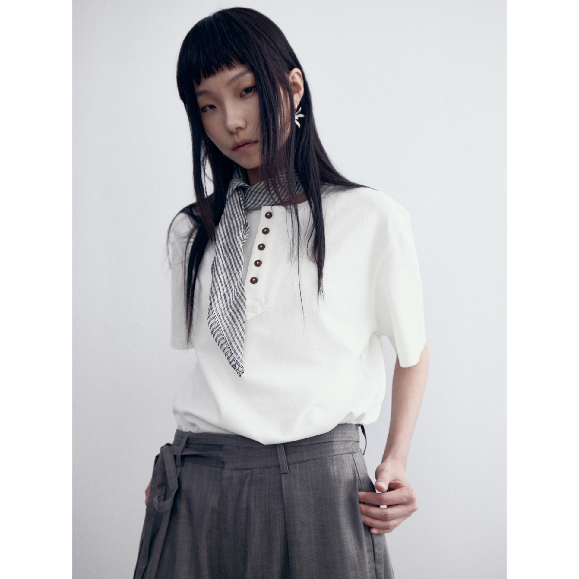 Vintage Patchwork Henley Short Sleeve T-Shirt for Men and Women, Cleanfit Loose Casual Top, Retro Commuter Style