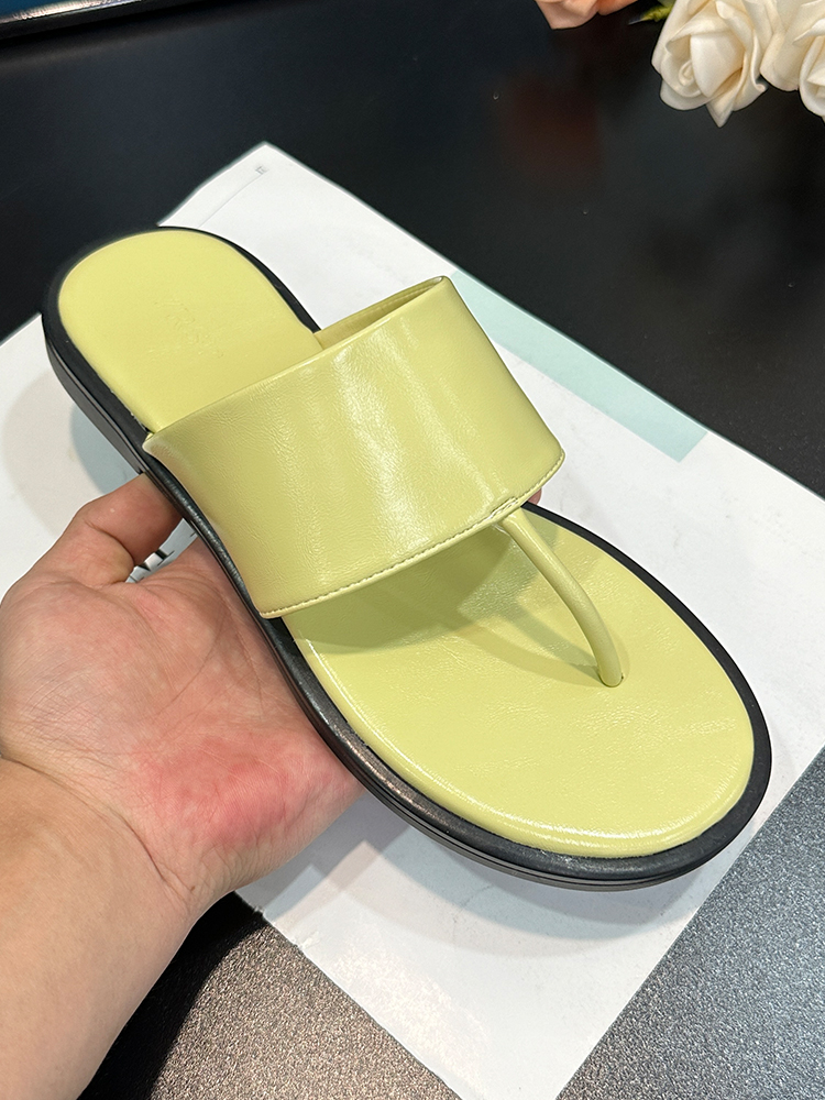 Vintage Roman Round Toe Genuine Leather Flip Flops - Versatile Flat One-Strap Sandals for Women, 2025 New Style