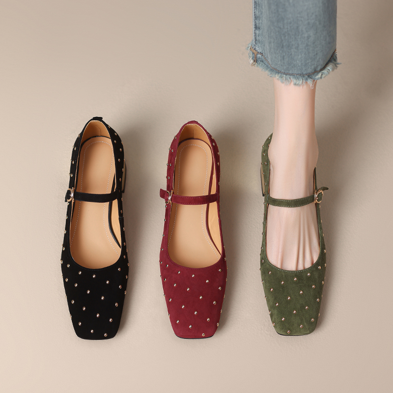 Vintage Square-Toe Suede Mary Jane Shoes for Women with Chunky Heel and Strap â€“ Retro Style Footwear for 90s and Y2K Fashion