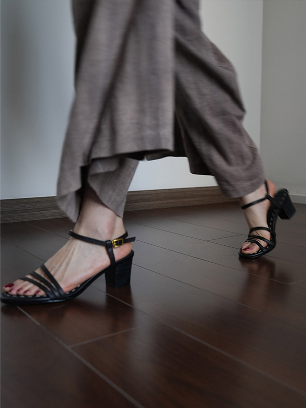 Vintage-Style Open-Toe Sandals for Women, Chunky Mid-Heel Retro Shoes, Backless Summer Commuter Footwear Vintage-Style Open-Toe Sandals for Women, Chunky Mid-Heel Retro Shoes, Backless Summer Commuter Footwear