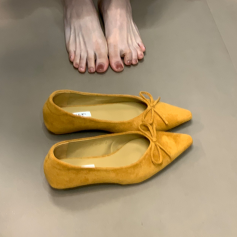 Vintage Suede Single Shoes with French Pointed Toe and Bow - Comfortable Commuter Style for Skirts, Perfect for Y2K Fashion Vintage Suede Single Shoes with French Pointed Toe and Bow - Comfortable Commuter Style for Skirts, Perfect for Y2K Fashion