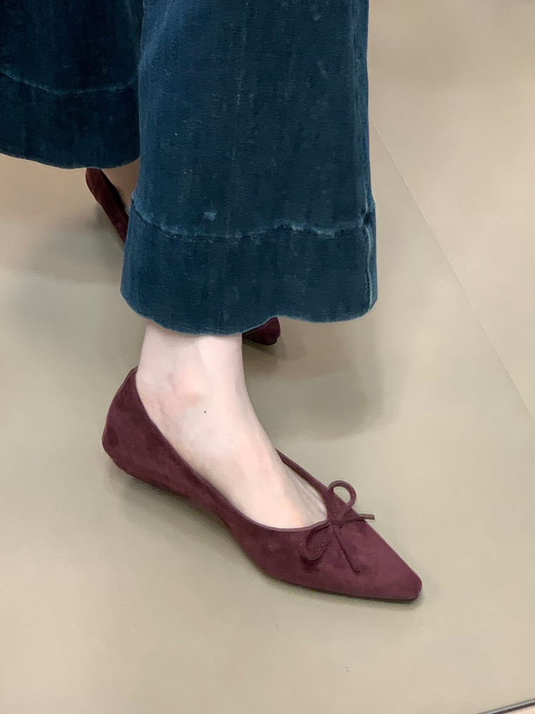 Vintage Suede Single Shoes with French Pointed Toe and Bow - Comfortable Commuter Style for Skirts, Perfect for Y2K Fashion Vintage Suede Single Shoes with French Pointed Toe and Bow - Comfortable Commuter Style for Skirts, Perfect for Y2K Fashion