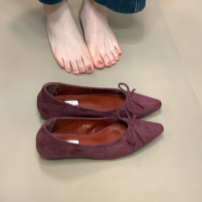 Vintage Suede Single Shoes with French Pointed Toe and Bow - Comfortable Commuter Style for Skirts, Perfect for Y2K Fashion