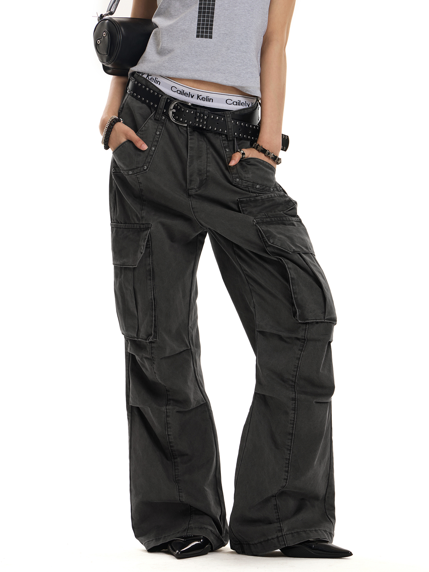 Vintage Wash Distressed Cargo Pants for Men and Women, Trendy Multi-Pocket Loose Fit, Casual Slightly Wrinkled Style Vintage Wash Distressed Cargo Pants for Men and Women, Trendy Multi-Pocket Loose Fit, Casual Slightly Wrinkled Style