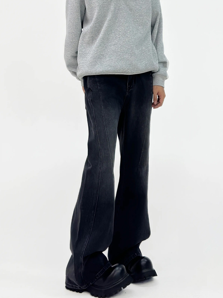 Vintage Washed Denim Pants for Men - Mid-Rise, Slimming, Slightly Flared, Casual Loose Fit, American Style, 90s Inspired Fashion. Vintage Washed Denim Pants for Men - Mid-Rise, Slimming, Slightly Flared, Casual Loose Fit, American Style, 90s Inspired Fashion.