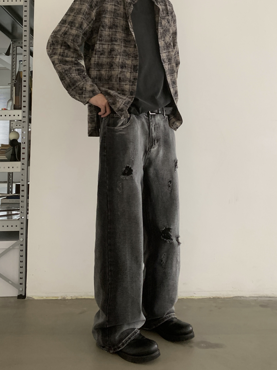 Vintage Washed Distressed Black Baggy Jeans for Unisex - Trendy 90s Inspired Loose Straight Casual Pants Vintage Washed Distressed Black Baggy Jeans for Unisex - Trendy 90s Inspired Loose Straight Casual Pants