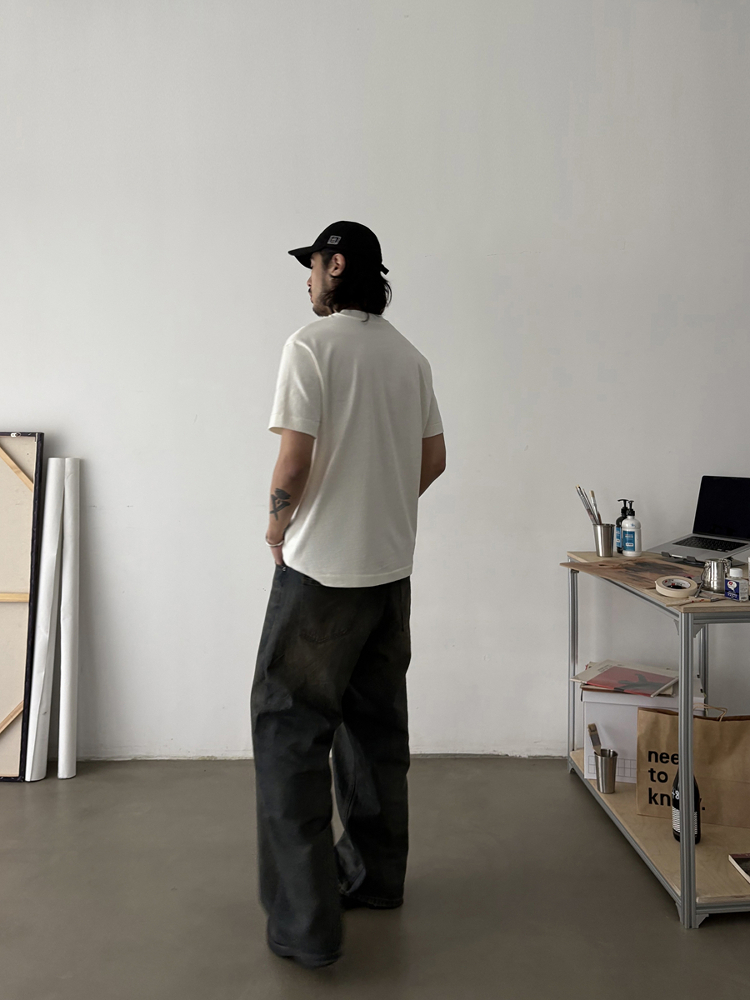 Vintage Washed Distressed Loose Straight-Leg Jeans for Men and Women - American Style Cleanfit Long Pants Vintage Washed Distressed Loose Straight-Leg Jeans for Men and Women - American Style Cleanfit Long Pants