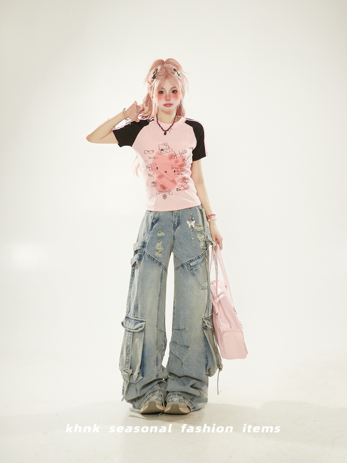 Waist-Cinched Fitted T-Shirt with Cartoon Cat Print for Women, Casual Short Sleeves, Summer Niche Style, Trendy & Unique Design