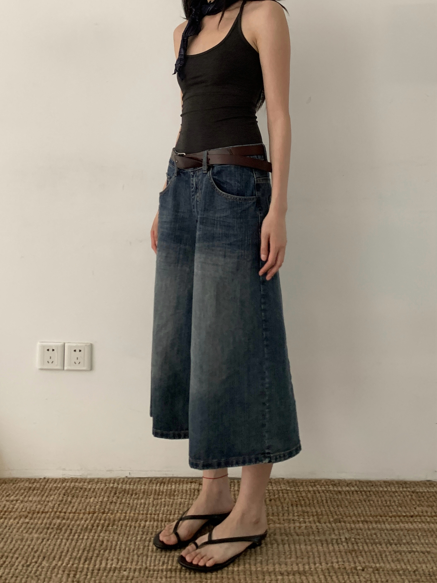 Washed Bamboo Stripe 3/4 Denim Pants for Men and Women - Unisex High Street Straight Shorts - Vintage 90s Style Fashion Washed Bamboo Stripe 3/4 Denim Pants for Men and Women - Unisex High Street Straight Shorts - Vintage 90s Style Fashion