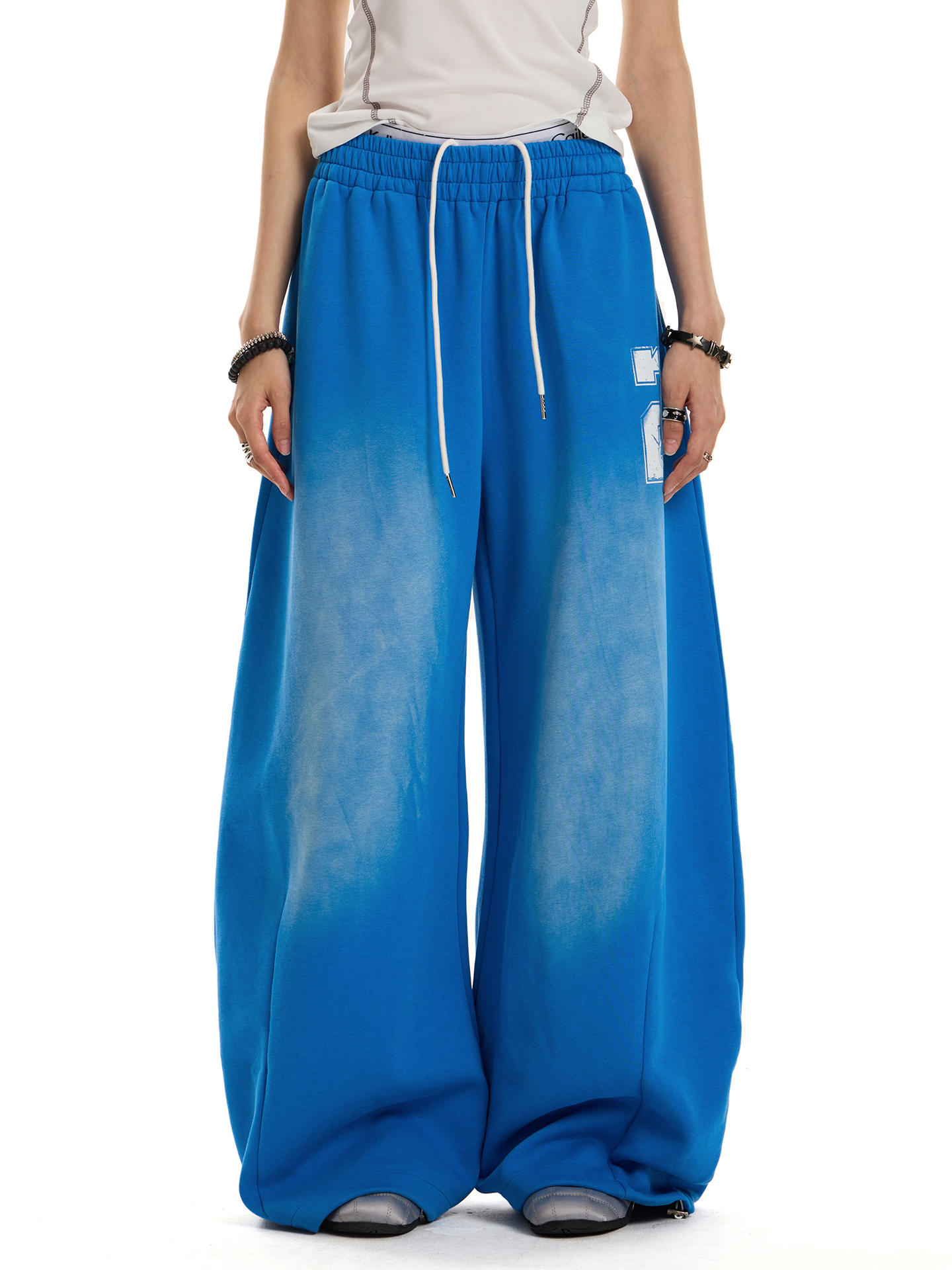 Water-Washed Retro Wide-Leg Sports Pants for Men and Women, Loose Draping Gradient Casual Street Dance Pants, Y2K Style Water-Washed Retro Wide-Leg Sports Pants for Men and Women, Loose Draping Gradient Casual Street Dance Pants, Y2K Style