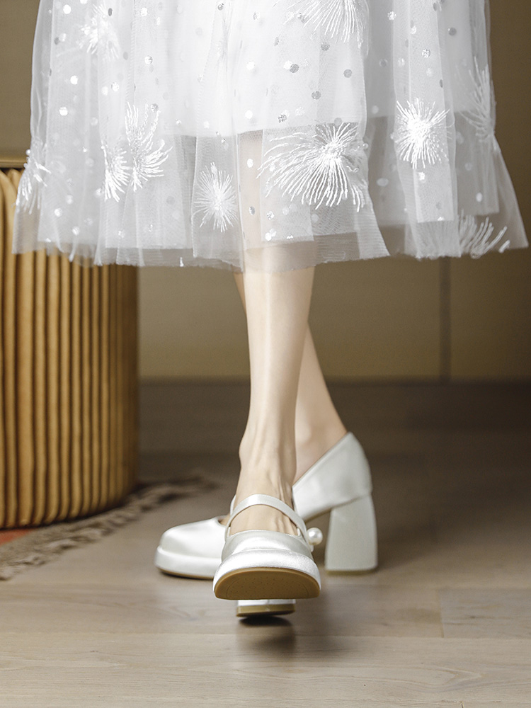 Waterproof Chunky Platform High Heels for Women, Round Toe Mary Jane Wedding Shoes, Thick Sole, Large Size 42-43 Waterproof Chunky Platform High Heels for Women, Round Toe Mary Jane Wedding Shoes, Thick Sole, Large Size 42-43