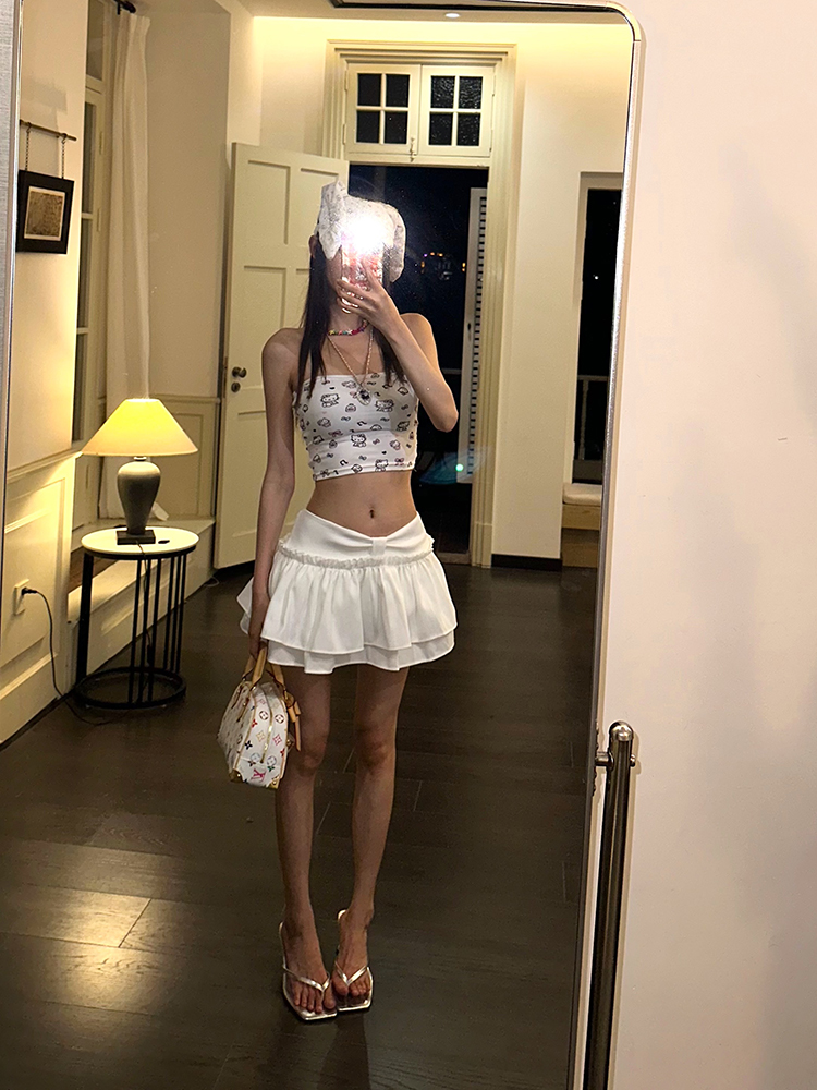 White Flower Bud Pleated Skirt - Simple Anti-Exposure Short Puff Skirt for Girls - Perfect for Hot Girl Summer & 90s Style White Flower Bud Pleated Skirt - Simple Anti-Exposure Short Puff Skirt for Girls - Perfect for Hot Girl Summer & 90s Style