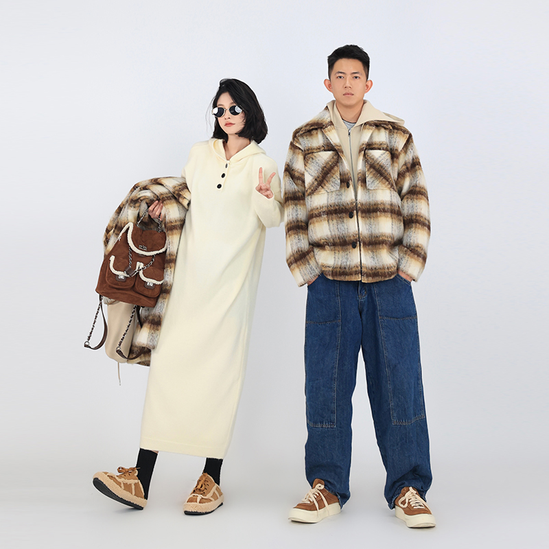 White Hooded Long-Sleeve Knitted Sweater Dress for Women - Korean Style, Loose Fit, Over-the-Knee, Autumn Winter Fashion White Hooded Long-Sleeve Knitted Sweater Dress for Women - Korean Style, Loose Fit, Over-the-Knee, Autumn Winter Fashion