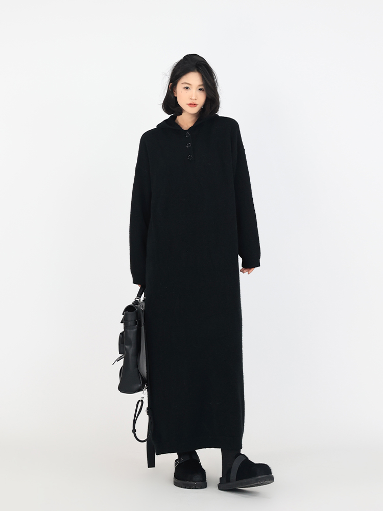 White Hooded Long-Sleeve Knitted Sweater Dress for Women - Korean Style, Loose Fit, Over-the-Knee, Autumn Winter Fashion White Hooded Long-Sleeve Knitted Sweater Dress for Women - Korean Style, Loose Fit, Over-the-Knee, Autumn Winter Fashion