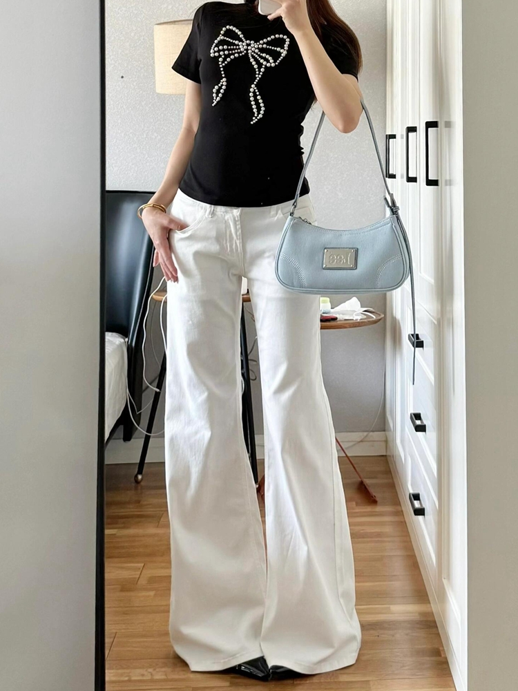 White Low Waist Flared Jeans for Women, Summer Style, Loose Wide-Leg Fit, Flattering for Petite Figures, Trendy Non-Skinny Pants White Low Waist Flared Jeans for Women, Summer Style, Loose Wide-Leg Fit, Flattering for Petite Figures, Trendy Non-Skinny Pants
