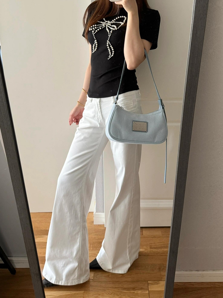 White Low Waist Flared Jeans for Women, Summer Style, Loose Wide-Leg Fit, Flattering for Petite Figures, Trendy Non-Skinny Pants White Low Waist Flared Jeans for Women, Summer Style, Loose Wide-Leg Fit, Flattering for Petite Figures, Trendy Non-Skinny Pants