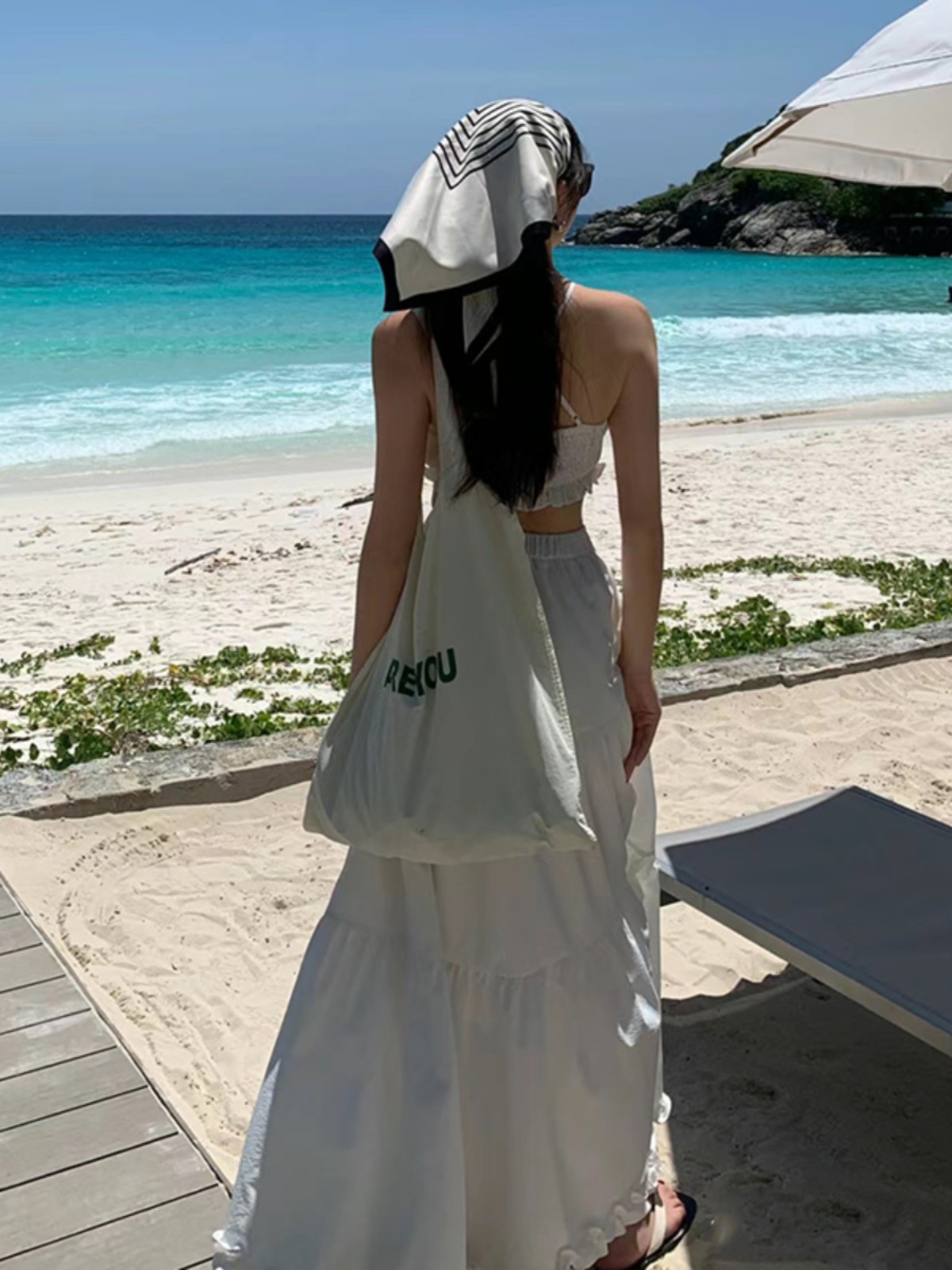 White Padded Strap Tank Top and High-Waisted Cake Skirt Two-Piece Set for Women - Summer Seaside Vacation Style White Padded Strap Tank Top and High-Waisted Cake Skirt Two-Piece Set for Women - Summer Seaside Vacation Style