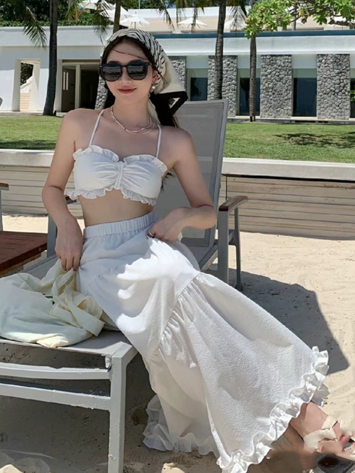 White Padded Strap Tank Top and High-Waisted Cake Skirt Two-Piece Set for Women - Summer Seaside Vacation Style White Padded Strap Tank Top and High-Waisted Cake Skirt Two-Piece Set for Women - Summer Seaside Vacation Style