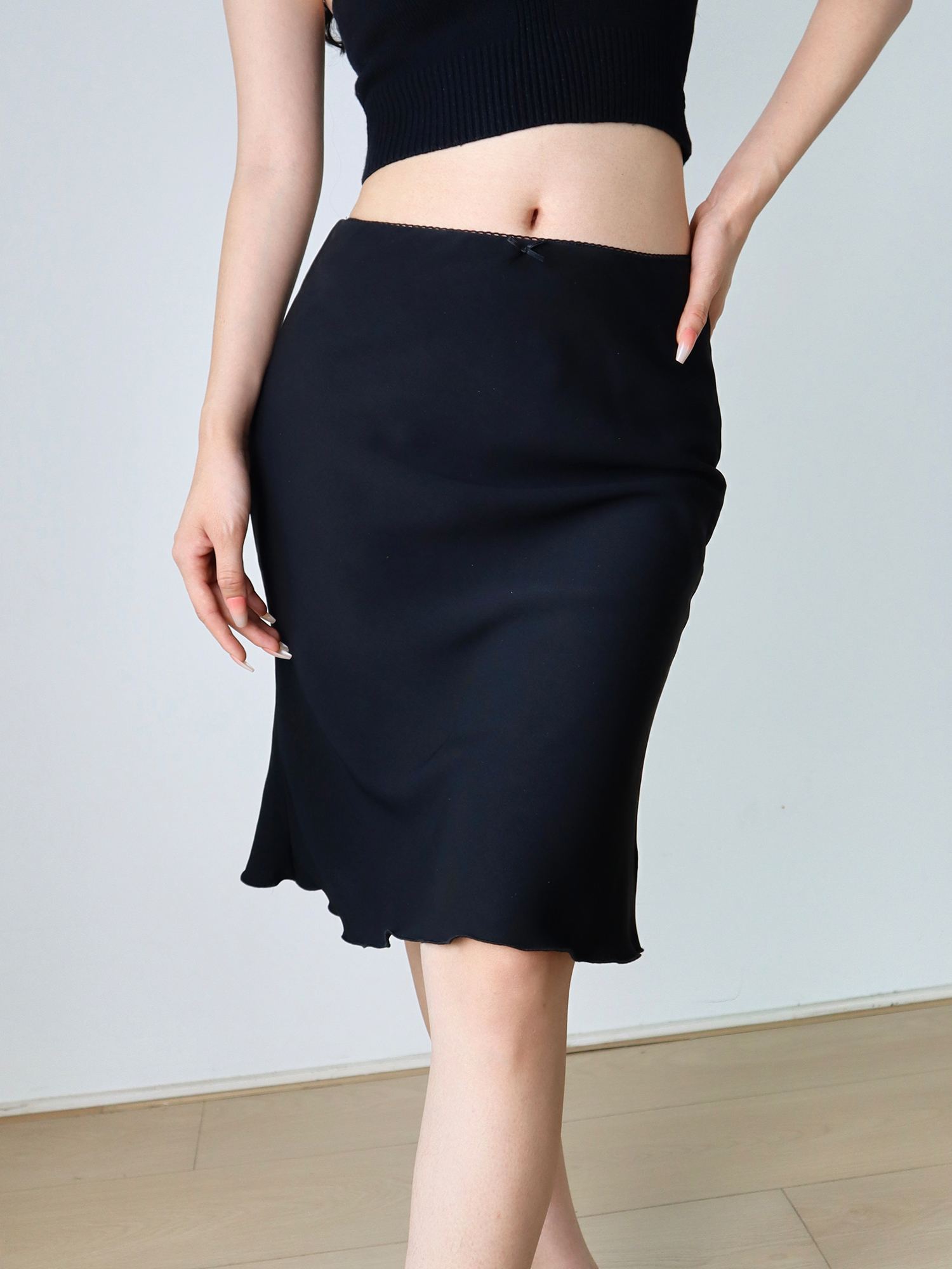 White Polka Dot Midi Skirt for Women - Summer Retro Slim Fit A-Line Skirt, Versatile Fashion Essential for Y2K Style and Everyday Wear White Polka Dot Midi Skirt for Women - Summer Retro Slim Fit A-Line Skirt, Versatile Fashion Essential for Y2K Style and Everyday Wear