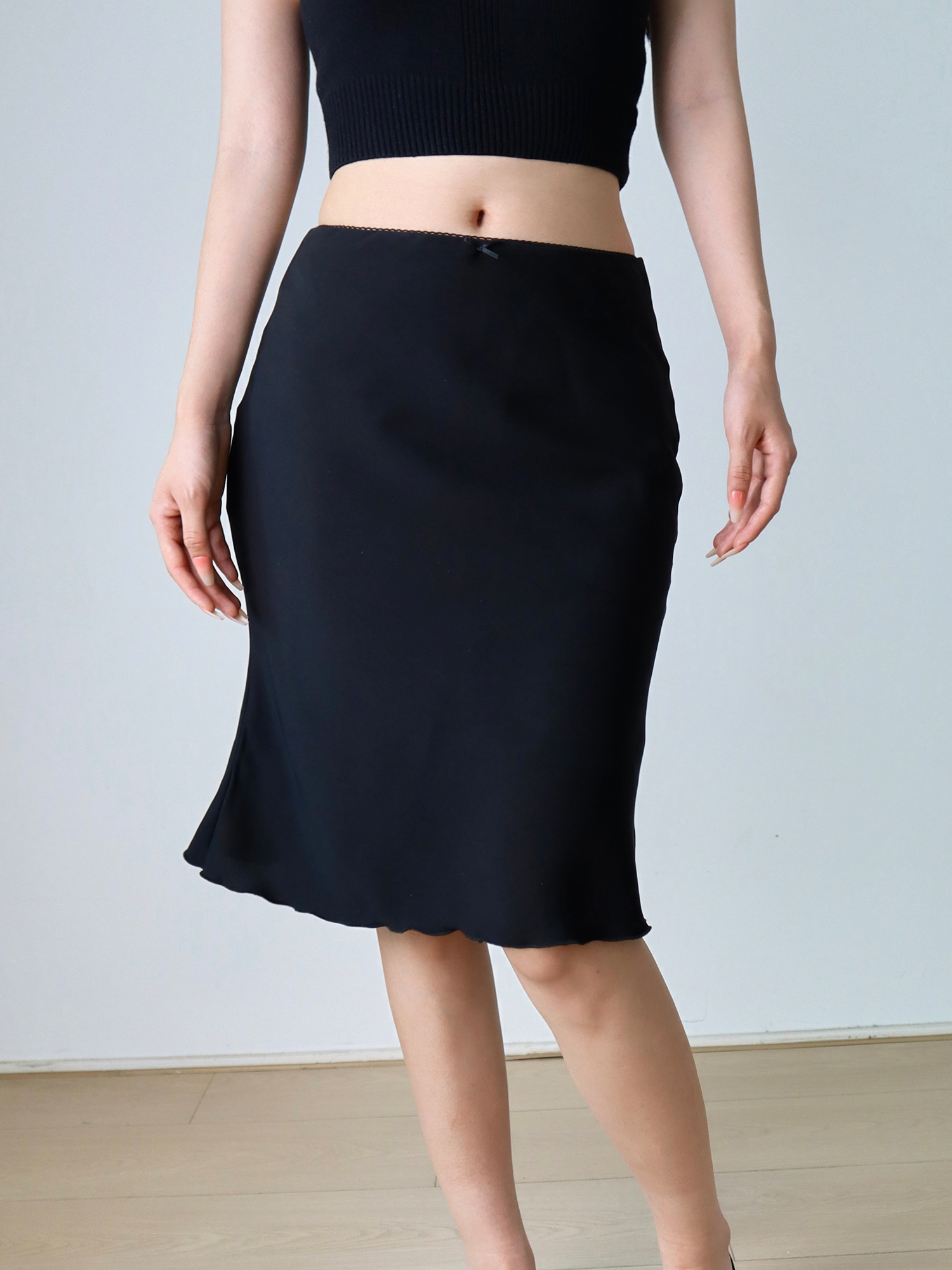 White Polka Dot Midi Skirt for Women - Summer Retro Slim Fit A-Line Skirt, Versatile Fashion Essential for Y2K Style and Everyday Wear White Polka Dot Midi Skirt for Women - Summer Retro Slim Fit A-Line Skirt, Versatile Fashion Essential for Y2K Style and Everyday Wear