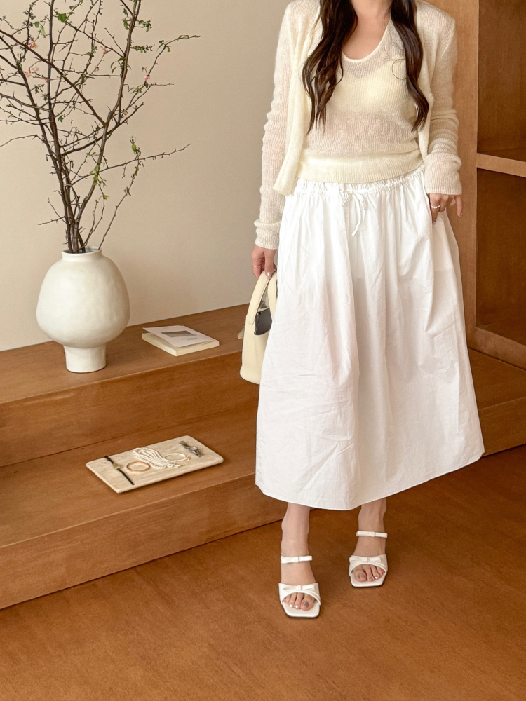 White Square-Toe Bow-Knot Strap Sandals for Women - 2025 Summer Style, French-Inspired Fashion Footwear White Square-Toe Bow-Knot Strap Sandals for Women - 2025 Summer Style, French-Inspired Fashion Footwear