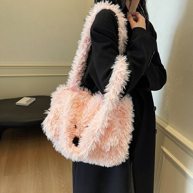 Winter 2025 Plush Handbag for Women, Cute Furry Crossbody Bag, Fashionable Casual Tote, Versatile Winter Style Winter 2025 Plush Handbag for Women, Cute Furry Crossbody Bag, Fashionable Casual Tote, Versatile Winter Style
