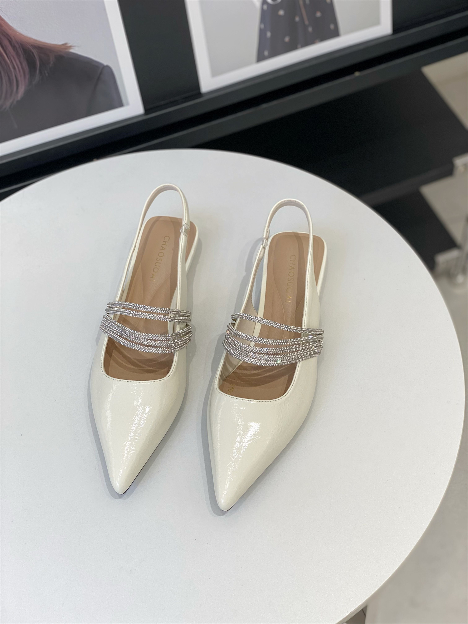 Women's 2025 Summer Fashion Sandals - Comfortable Pointed Toe Chunky Heel, Rhinestone Closed Toe French Style Heels Women's 2025 Summer Fashion Sandals - Comfortable Pointed Toe Chunky Heel, Rhinestone Closed Toe French Style Heels