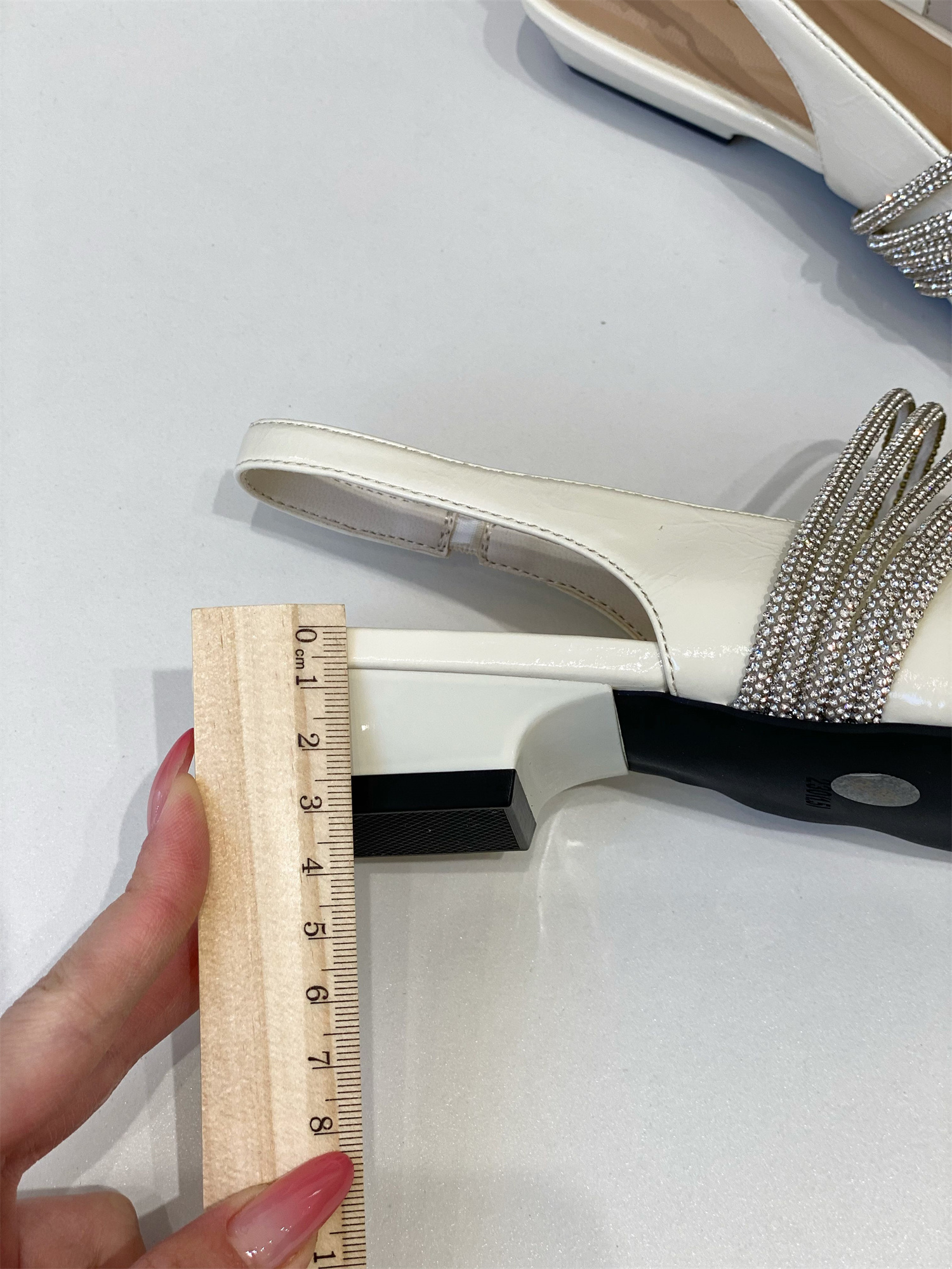 Women's 2025 Summer Fashion Sandals - Comfortable Pointed Toe Chunky Heel, Rhinestone Closed Toe French Style Heels Women's 2025 Summer Fashion Sandals - Comfortable Pointed Toe Chunky Heel, Rhinestone Closed Toe French Style Heels