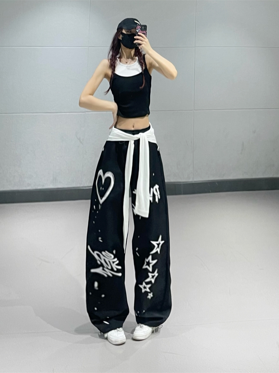 Women's Black Graffiti Sweatpants - Hip-Hop Street Dance Casual Loose Straight-Leg Pants for Versatile Y2K Style Women's Black Graffiti Sweatpants - Hip-Hop Street Dance Casual Loose Straight-Leg Pants for Versatile Y2K Style