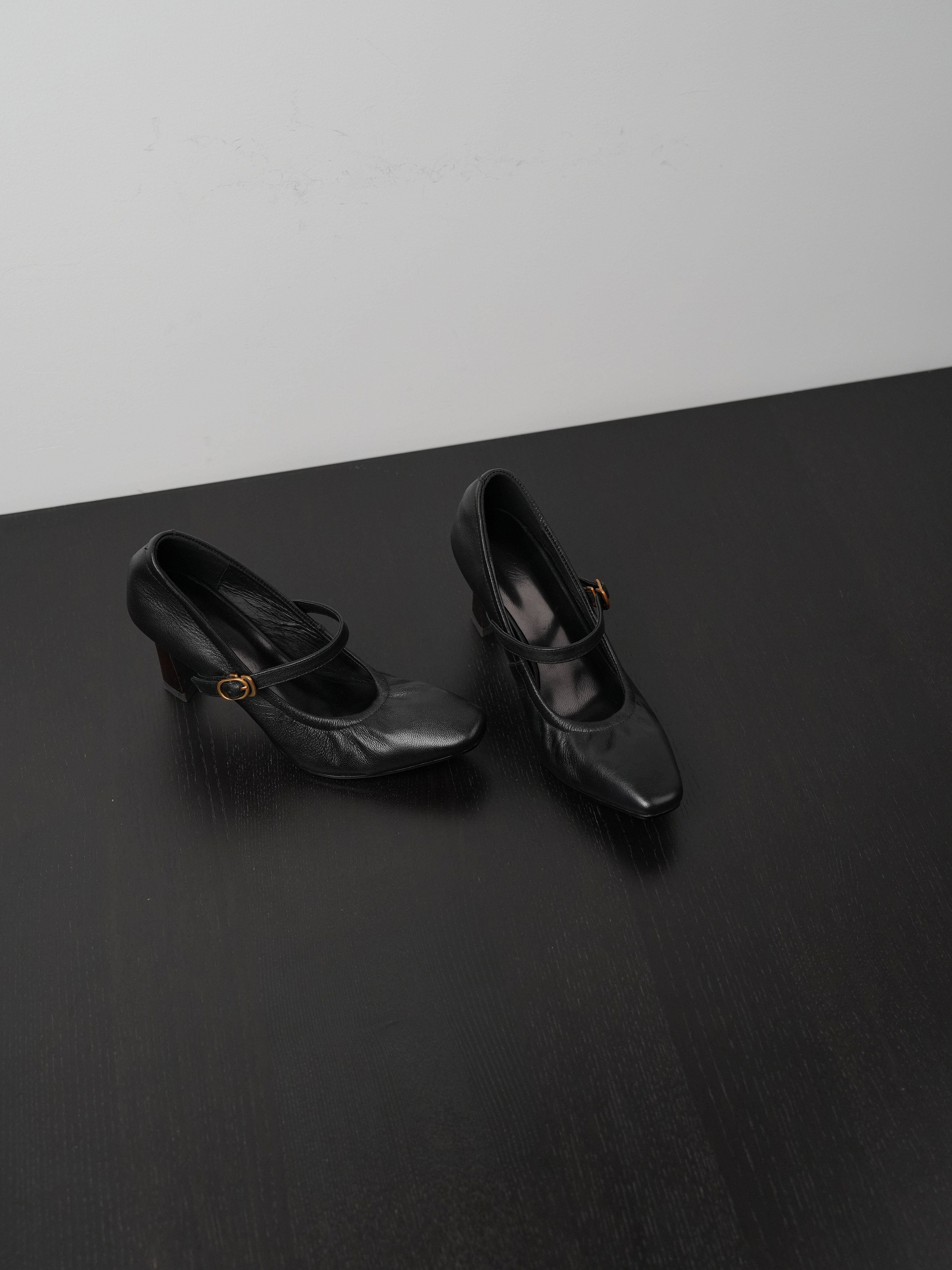 Womenâ€™s Black High Heel Shoes - Small Square Toe, Thin Heel, Comfortable Commuting Style, Elegant and Simple Design