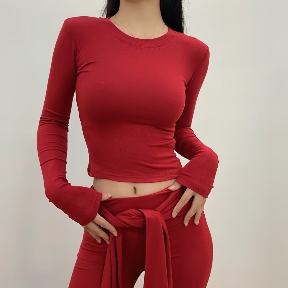 Women's Black Round Neck Long Sleeve Base Layer Top - 2025 Autumn Versatile Essential T-Shirt for Layering Women's Black Round Neck Long Sleeve Base Layer Top - 2025 Autumn Versatile Essential T-Shirt for Layering