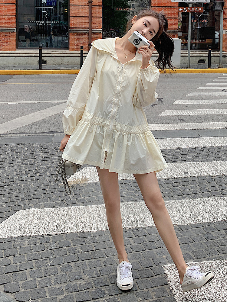 Women's Breathable Hooded Sun Protection Jacket - Stylish Mid-Length Windbreaker for Summer 2025, Skin-Friendly and Lightweight Women's Breathable Hooded Sun Protection Jacket - Stylish Mid-Length Windbreaker for Summer 2025, Skin-Friendly and Lightweight