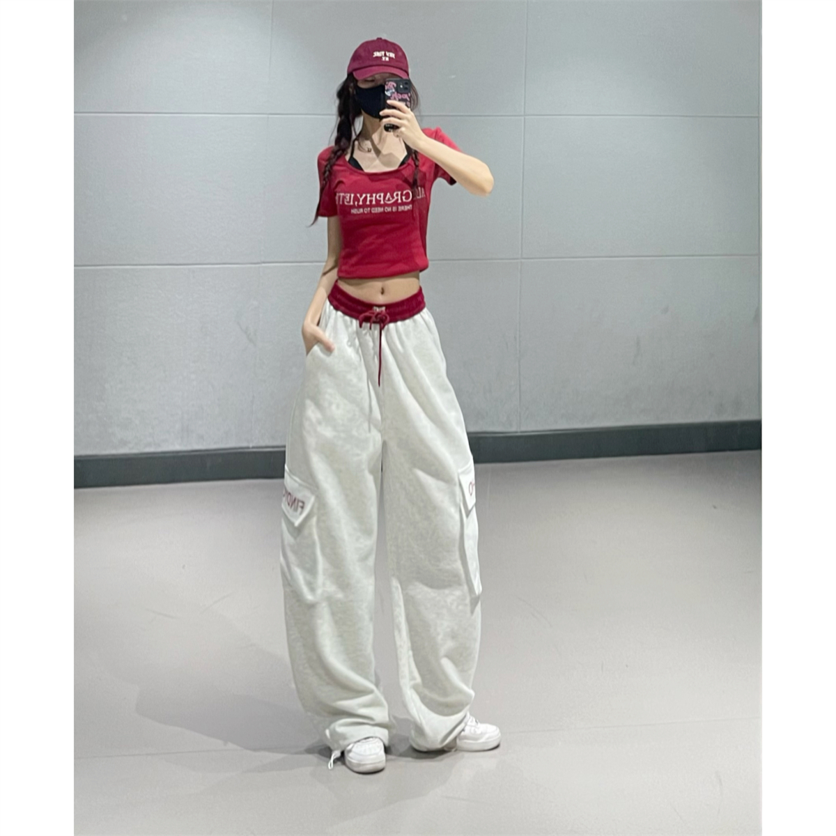 Women's Burgundy Splicing Cargo Pants - Jazz Dance Two-Piece Sports Set with Elastic Waist, Casual Sweatpants, Y2K Style