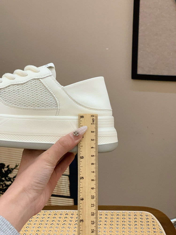 Women's Casual Lace-Up Breathable White Sneakers with Thick Soles - Genuine Leather, Versatile Summer 2025 Style, Trendy Footwear Women's Casual Lace-Up Breathable White Sneakers with Thick Soles - Genuine Leather, Versatile Summer 2025 Style, Trendy Footwear