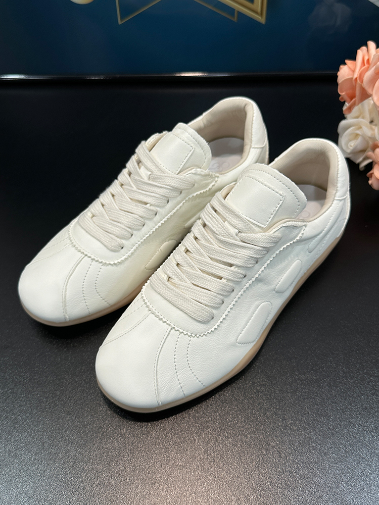 Women's Casual Lace-Up Flat Sneakers in Genuine Leather - 2025 Spring/Summer Cowhide Shoes, Trendy Harbor Style Women's Casual Lace-Up Flat Sneakers in Genuine Leather - 2025 Spring/Summer Cowhide Shoes, Trendy Harbor Style