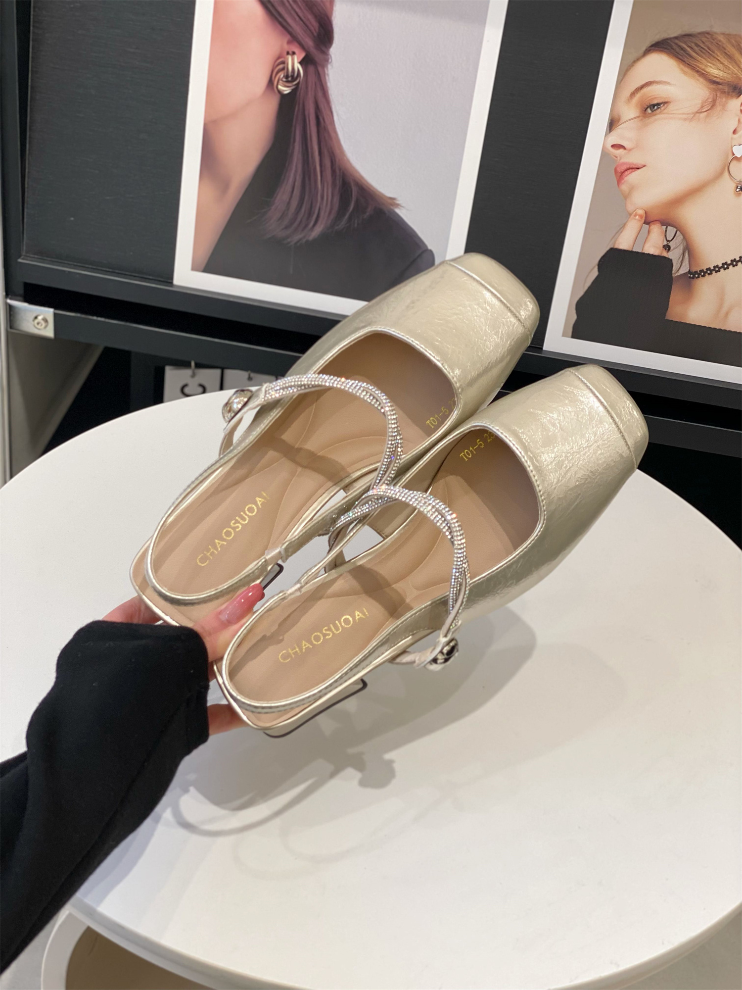 Women's Chunky Heel Mary Jane Sandals - 2025 Summer Fashion, Thick Sole, Elegant Back Strap, Versatile Commuting Footwear Women's Chunky Heel Mary Jane Sandals - 2025 Summer Fashion, Thick Sole, Elegant Back Strap, Versatile Commuting Footwear